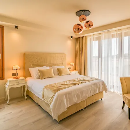 Santa Lucia Boutique 4*
