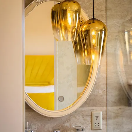 Santa Lucia Boutique Santa Luċija