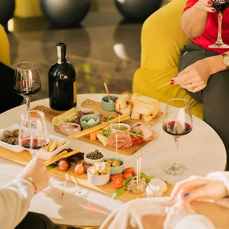 Santa Lucia Boutique Hotel