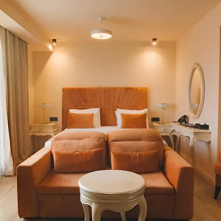 Hotel Santa Lucia Boutique 4*