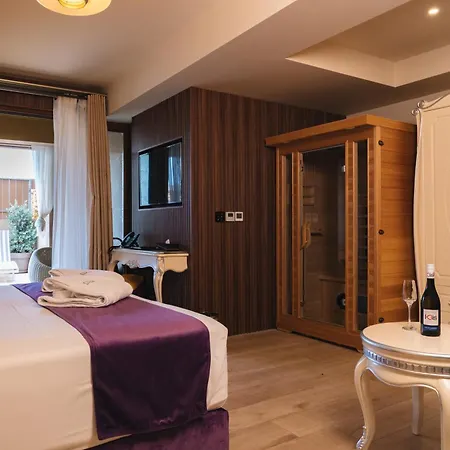 Santa Lucia Boutique 4*