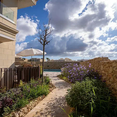 Santa Lucia Boutique Hotel 4*