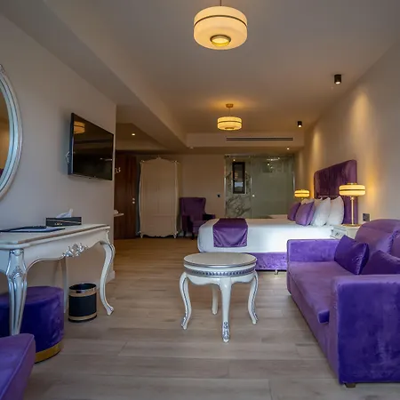 Santa Lucia Boutique Hotel 4*